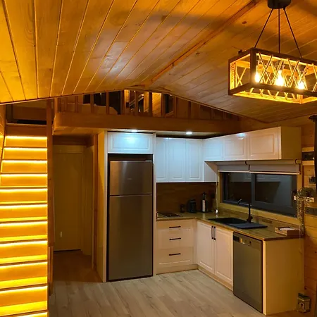Cebel Tiny House&bungalovs Tatil Evi *